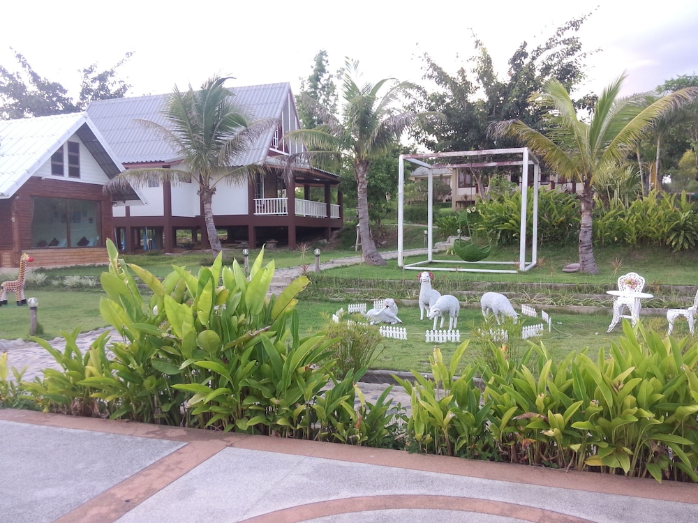 PAI IYARA RESORT 65/68