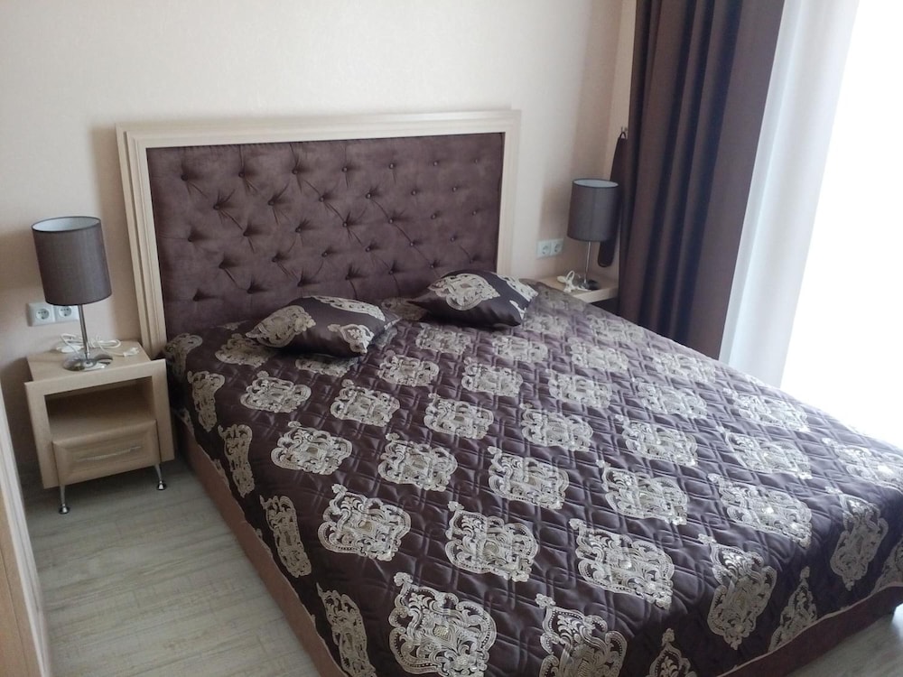 Harmony Suites Dream Island 12/50