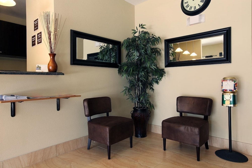 Americas Best Value Inn Sulphur 15/18