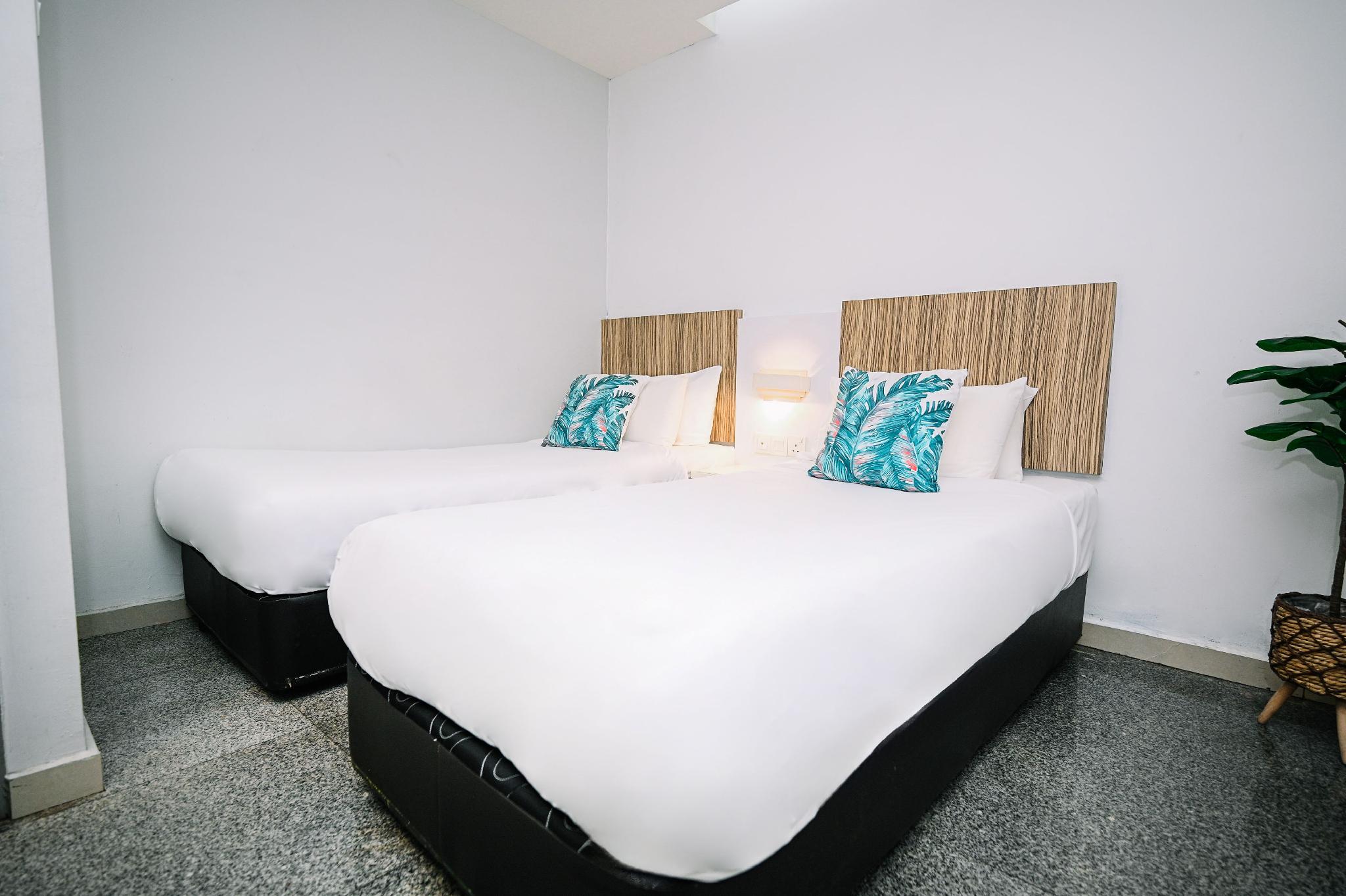 STANDARD TWIN ROOM