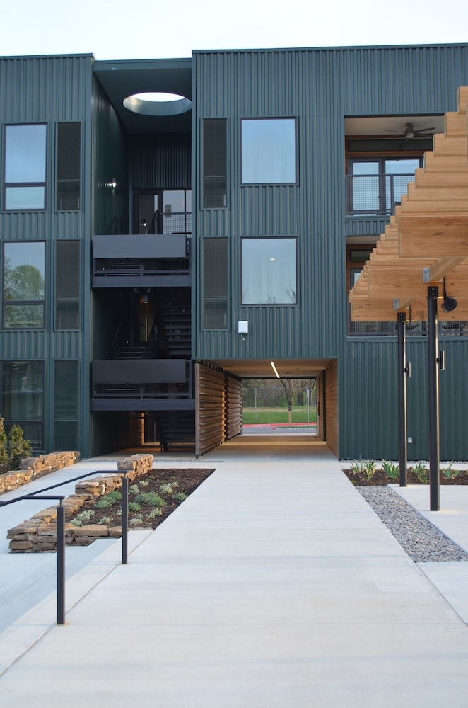 Pratt Place Inn and Barn 42/50