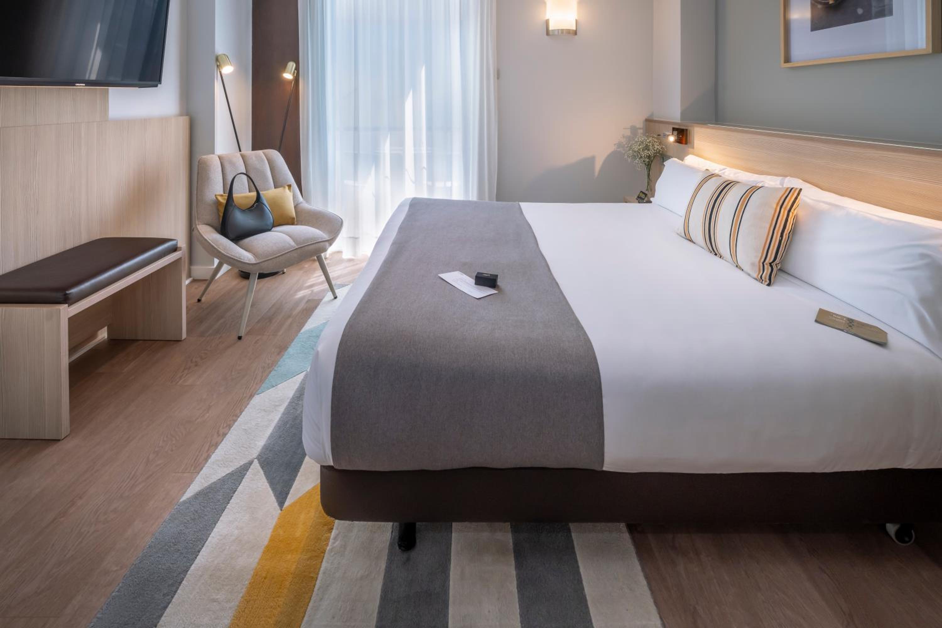 Rambla, Deluxe, Twin Beds, with View, Balcony