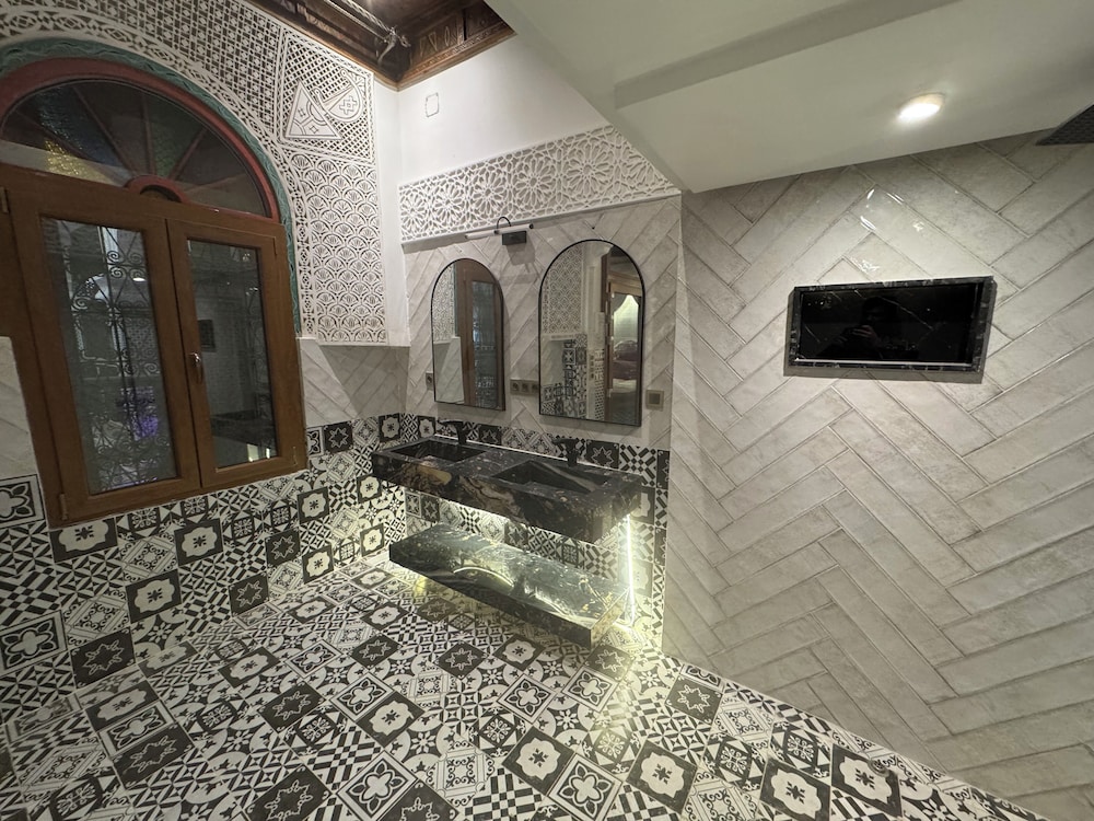 Riad Fes Palais Bab Sahra & Cooking Workshops 20/50