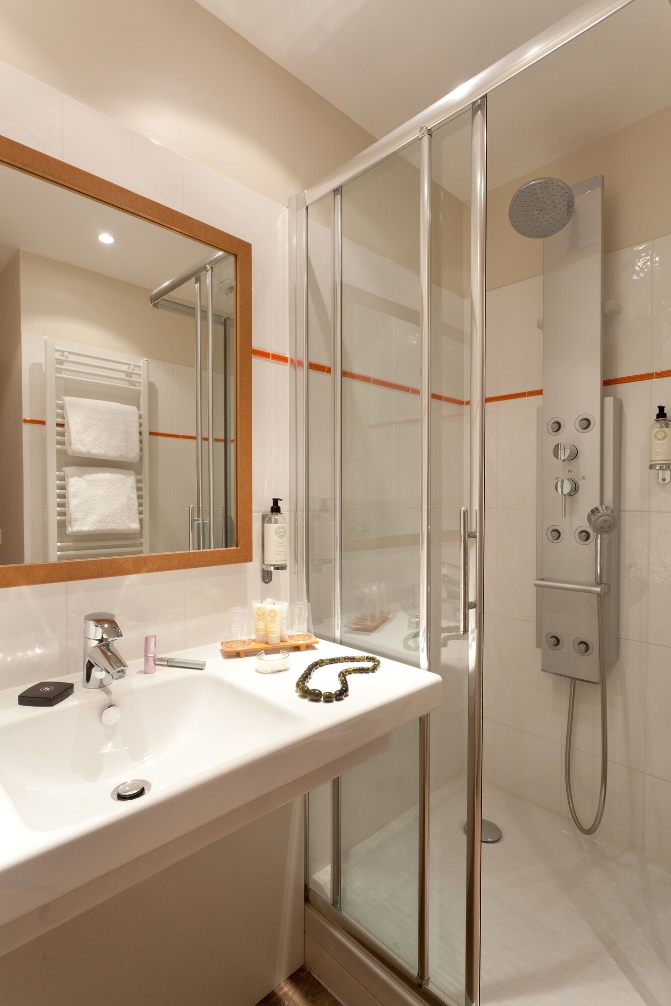 Superior, Queen Bed, Balcony, Best Western Plus Loree Paris Sud 5/6