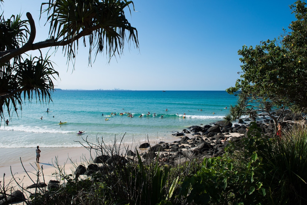 Beachcomber International Resort 34/37