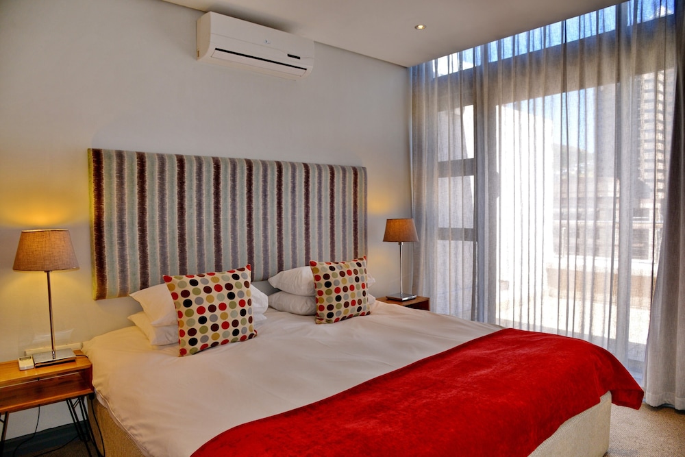 2 BEDROOMS, APARTMENT