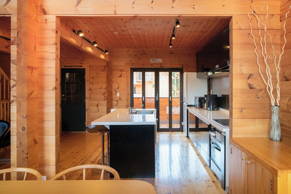 Wadano Woods Chalet 45/45