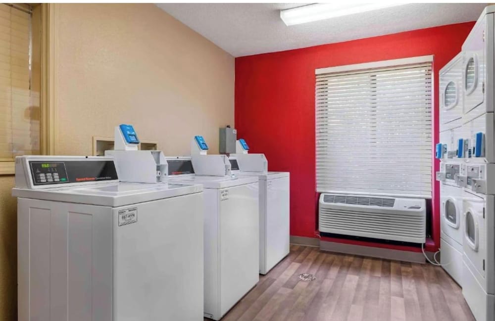 Studio 6 Extended Stay South Bend Mishawaka South IN 9/60