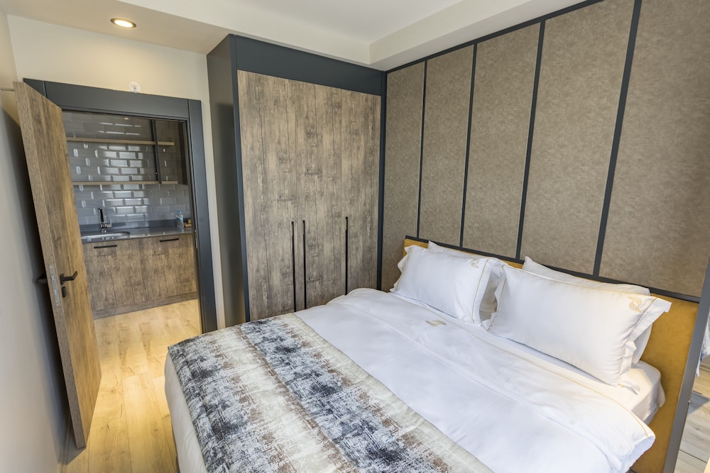 Shimall Hotel 10/44