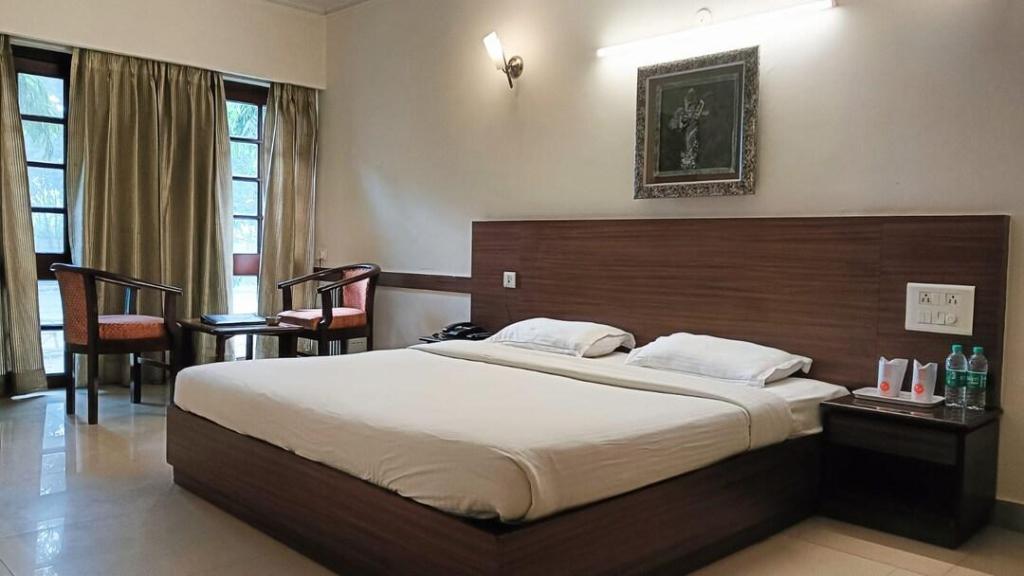 Hotel Sonia, Rudrapur 8/37