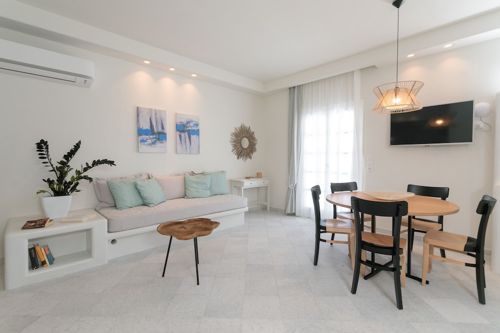 Aeolos Luxury Villas And Suites 53/71