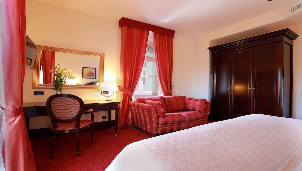 Arbiana Heritage Hotel 25/78