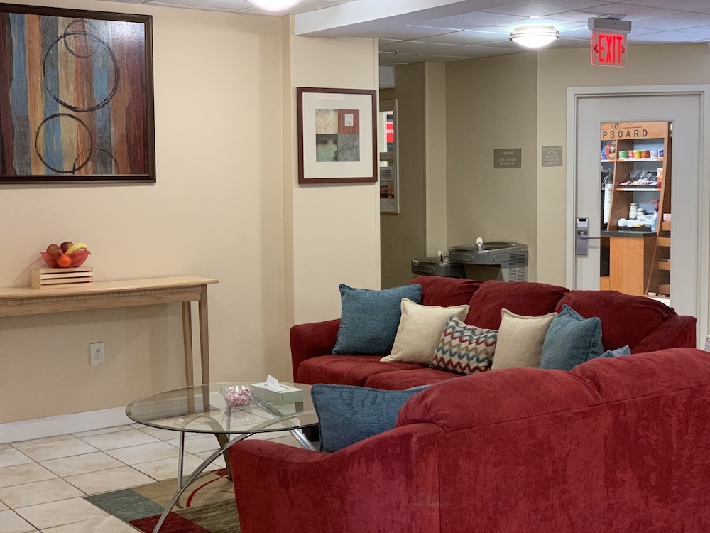 CANDLEWOOD SUITES WILSON 26/38