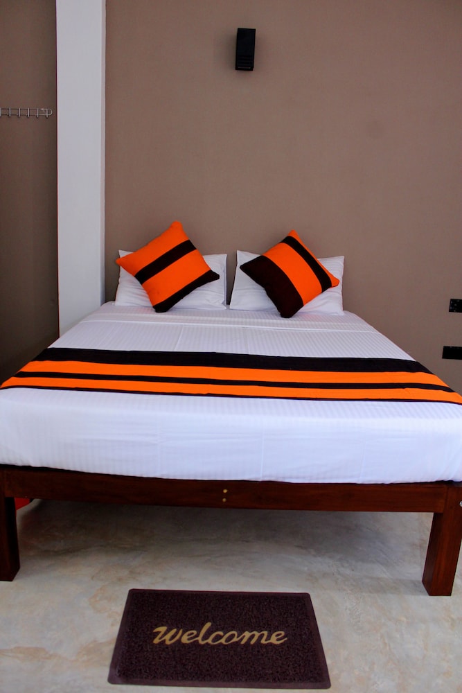 غرفة قياسية بسرير مزدوج بإطلالة على البحر، Saara Beach Hotel 2/2