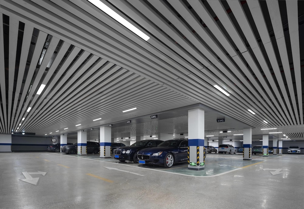 Howard Johnson Airport Hotel Changsha 53/58