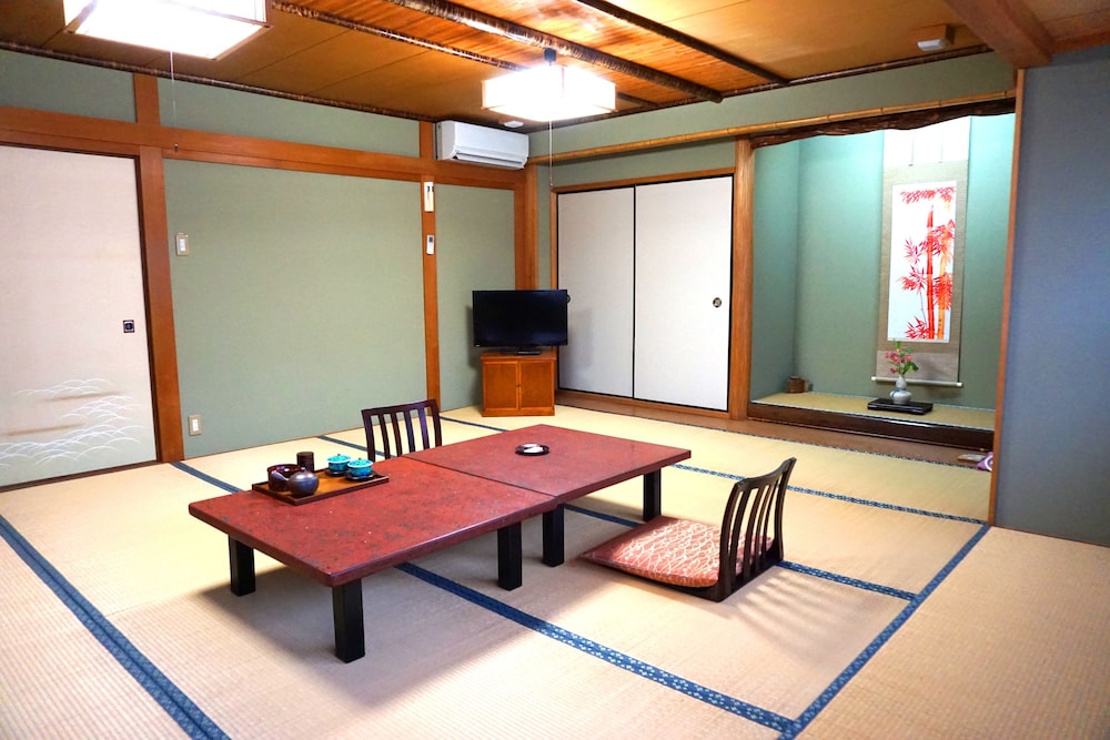 Yoshinoso Yukawaya 46/65