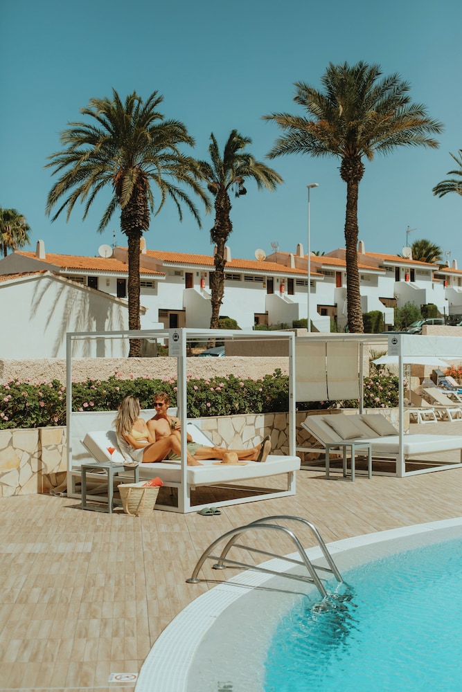 Ole Tropical Tenerife Adults Only 59/67