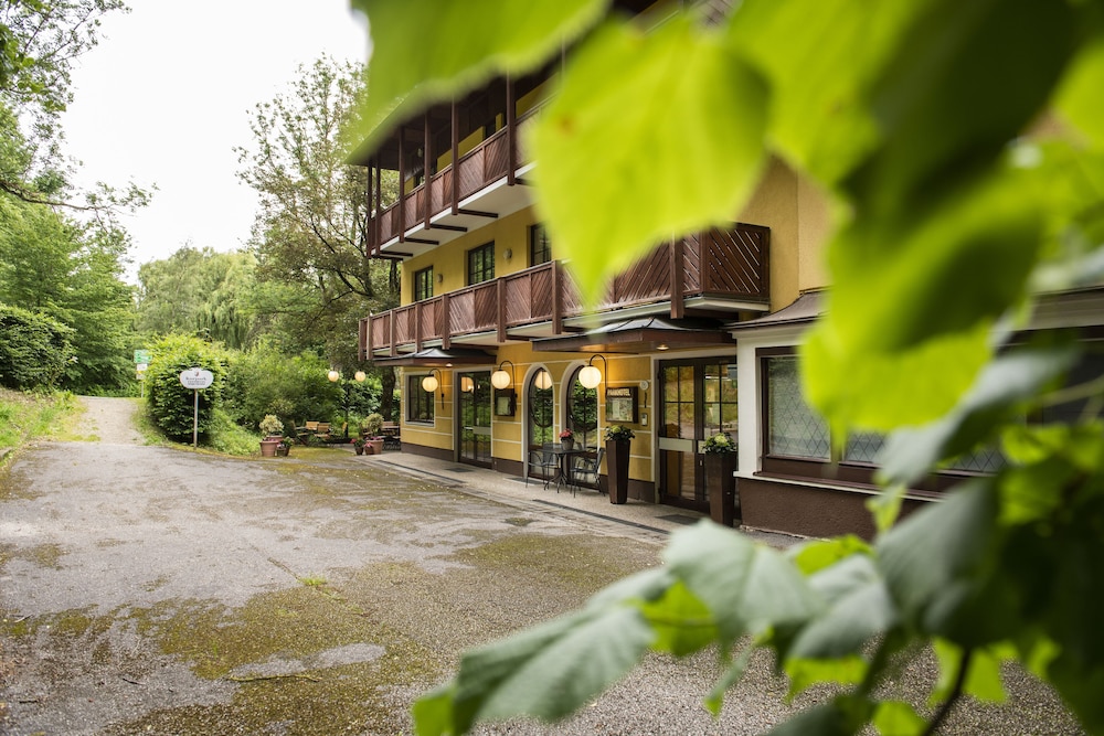 Parkhotel Zur Klause 10/57