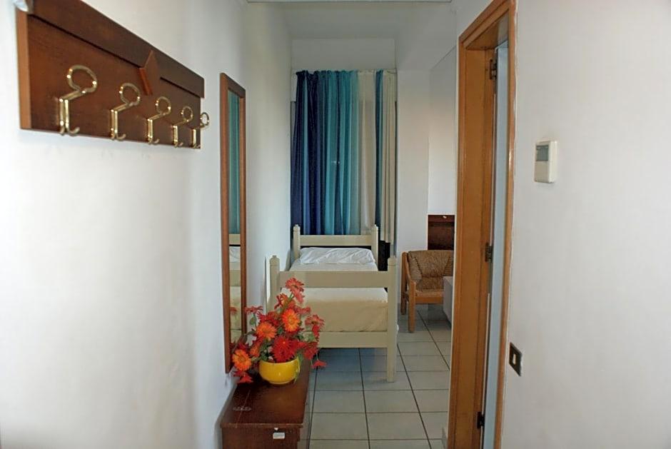 HOTEL NETTUNO SOVERATO 59/59