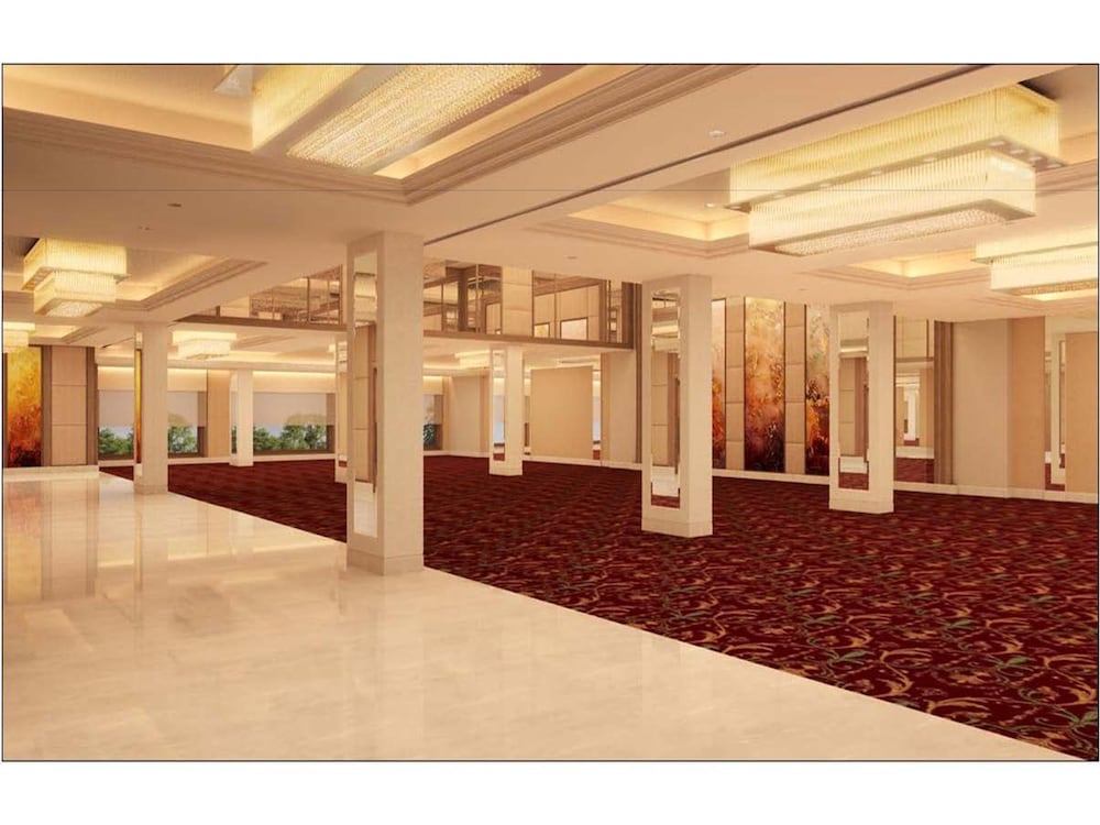 Singhania Sarovar Portico 10/35