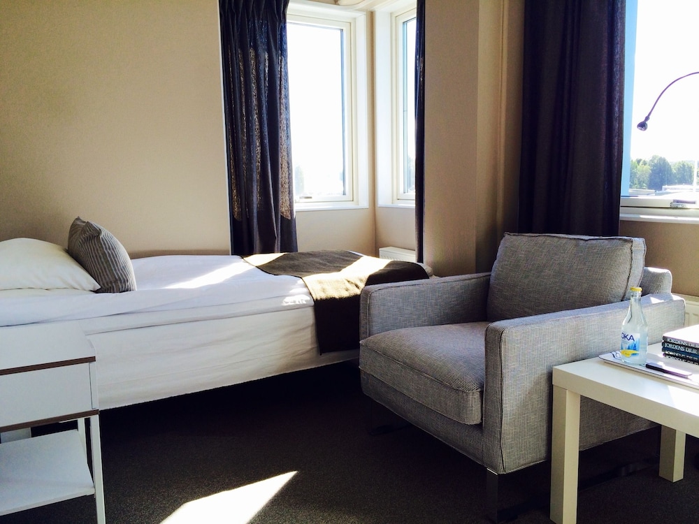 Hotell Garvaren 12/50