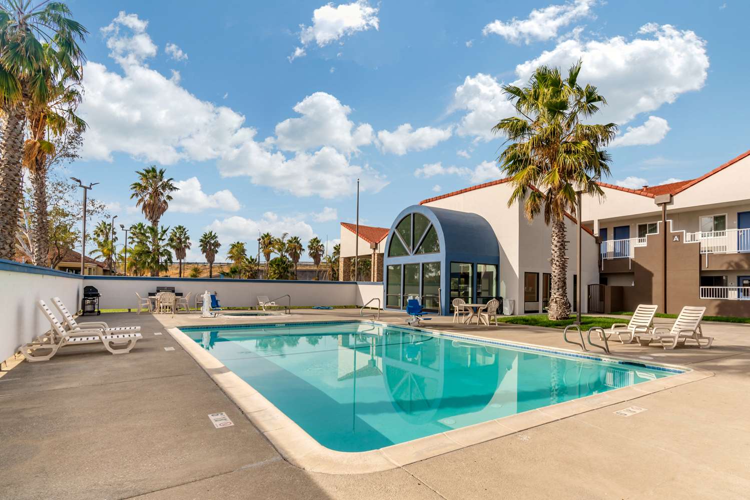 Quality Inn And Suites Vacaville, CA 22/22