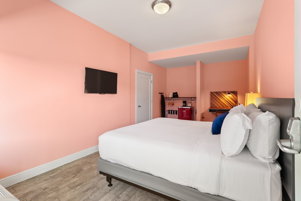 ROOM, KING BED, GROUND FLOOR, ACCESSIBLE