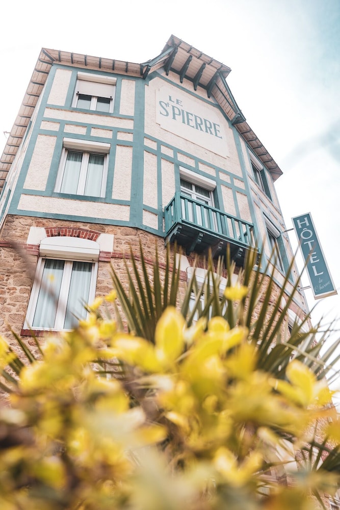 INTER-HOTEL LE SAINT PIERRE 3/50
