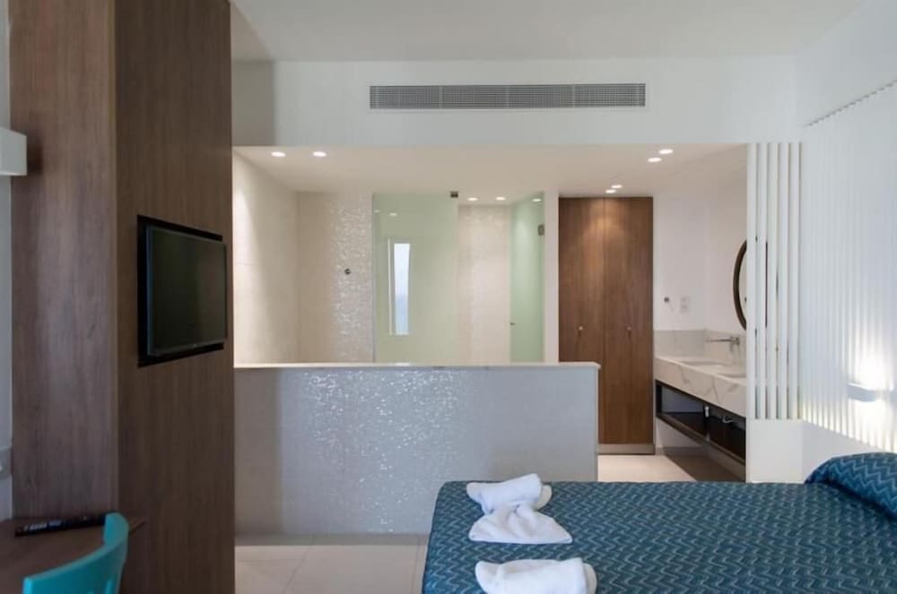 Mandali Hotel 39/39