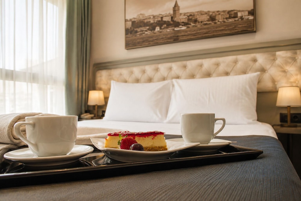 Mayer Hotel 40/48