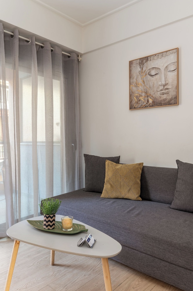 Elvita Apartments 23/50