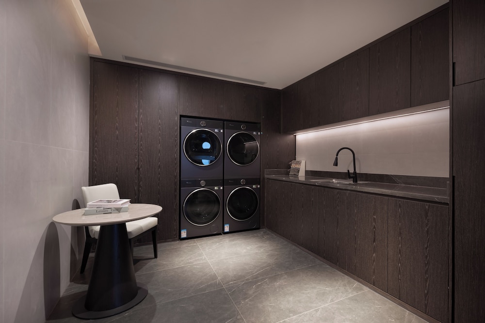 CNHOL RADIENT HOTEL (Shenzhen International Convention and Exhibition Center Branch) 30/42