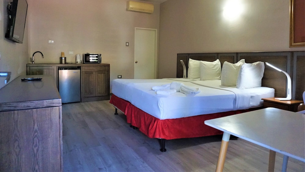The Chancellor Hotel 13/50
