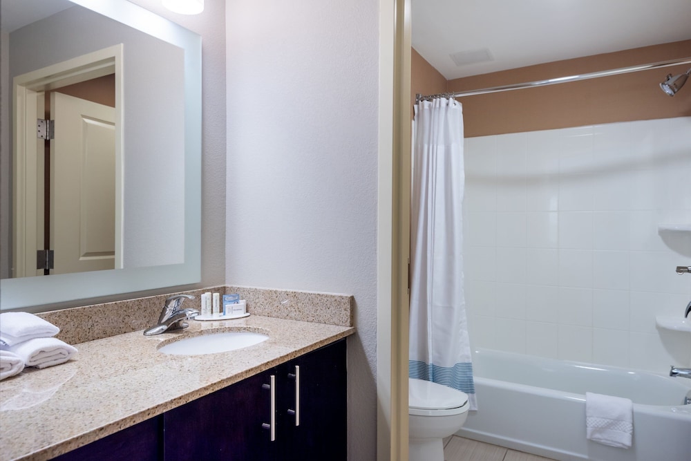 TownePlace Suites by Marriott Charlotte Mooresville 44/46