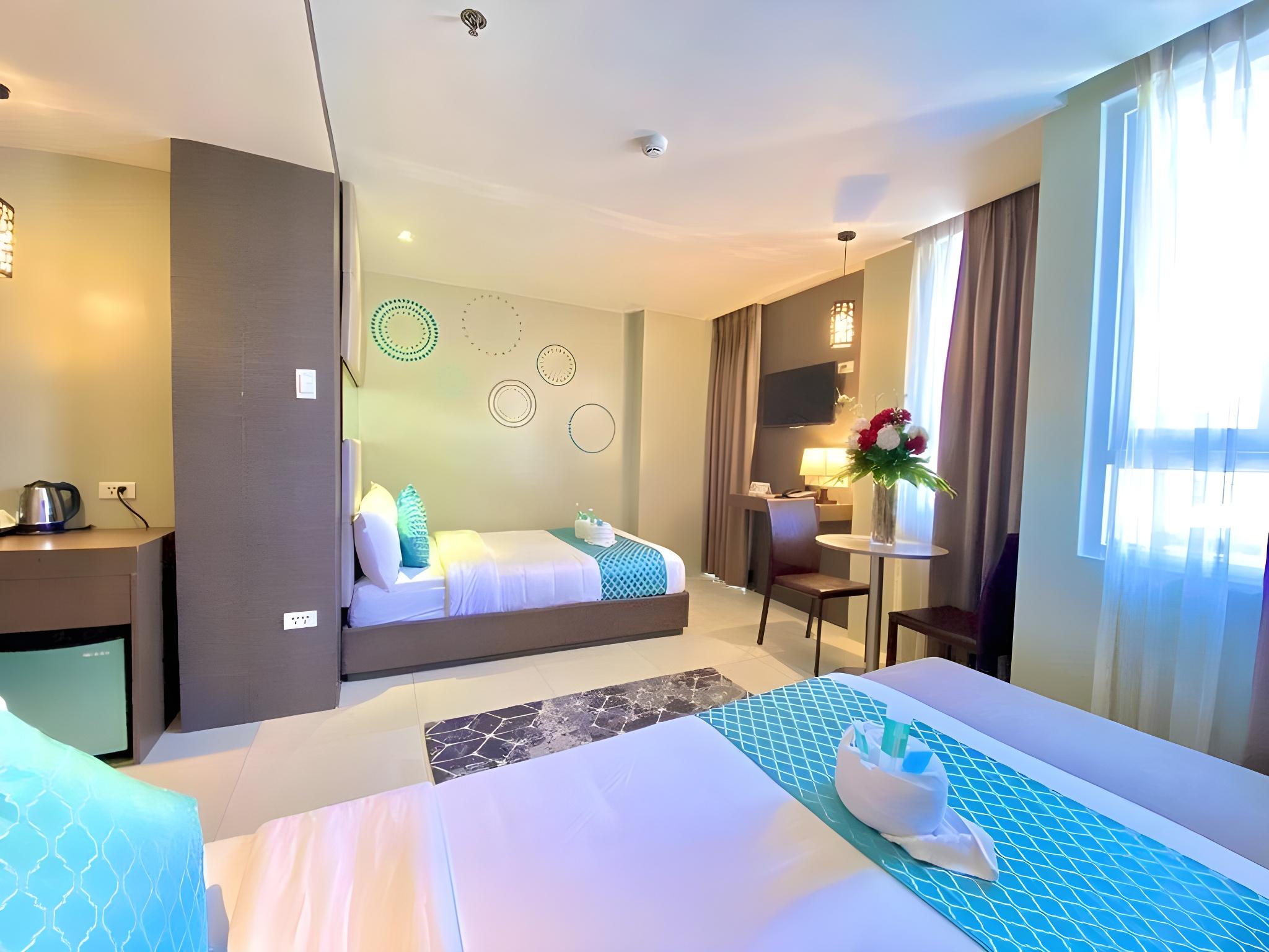 Premier, Triple, 1 Double and 1 Single Bed