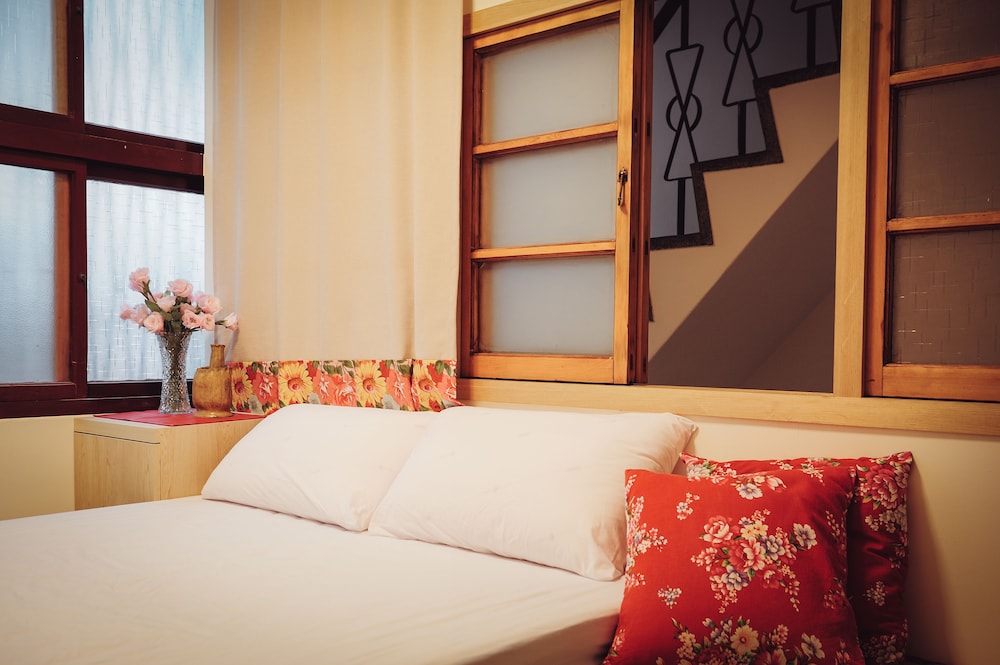 365 Hostel 5/33