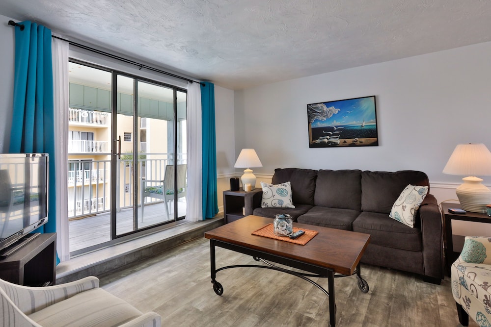 Coastal Waters Inn 57/74