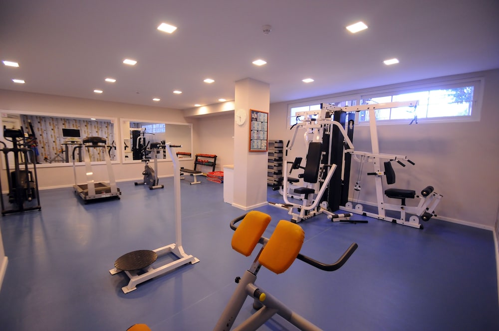 Sea Breeze Hotel And Apartments 20/50