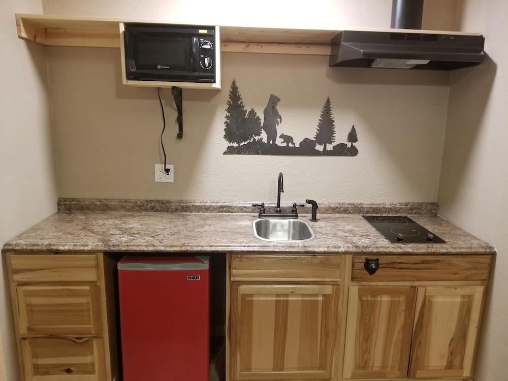 Carriage House Inn 29/36