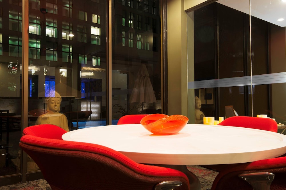 Fairfield Inn Suites By Marriott Charlotte Uptown 19/63
