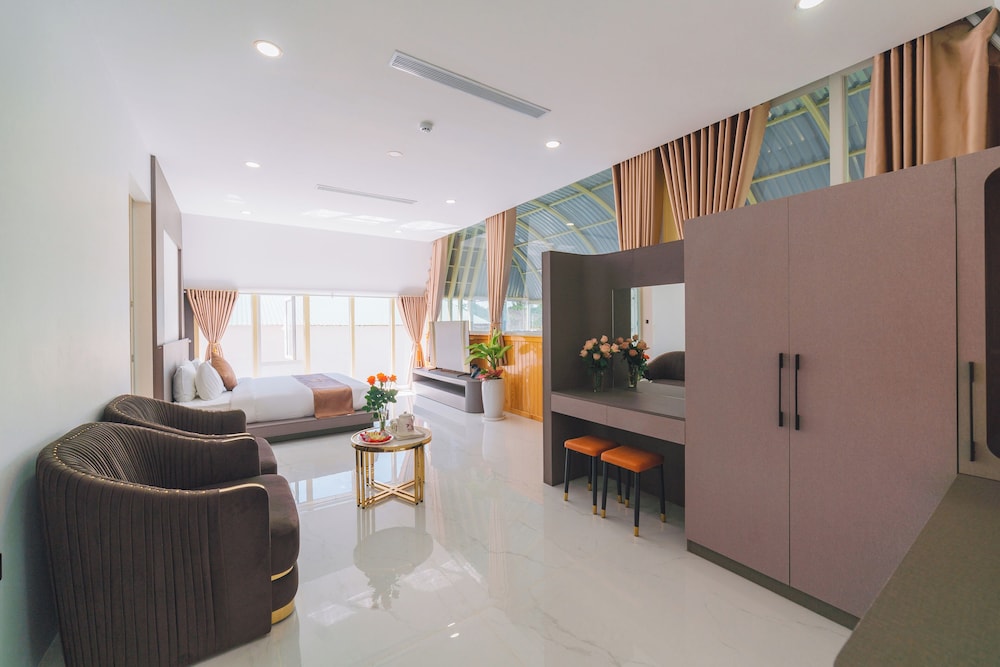 Quy Tai Premium Hotel 34/50