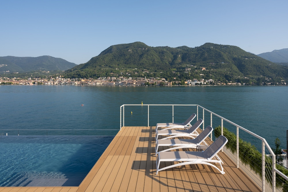 AH Porticcioli Boutique Apartments 38/50