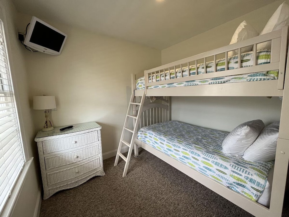 Beach Breeze Inn 22/50