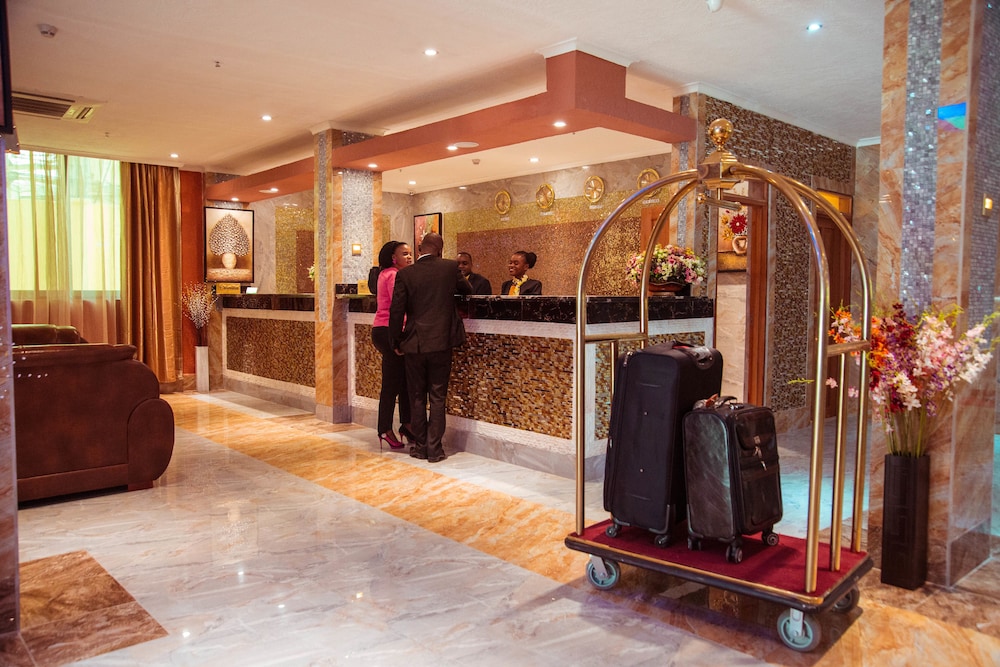 Tiffany Diamond Hotel Makunganya Street 9/66