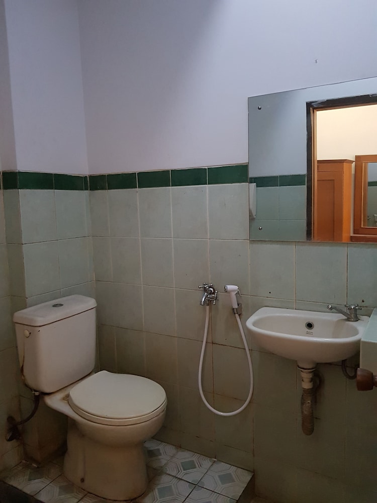 New Bali Indah Hotel Bandung 21/31
