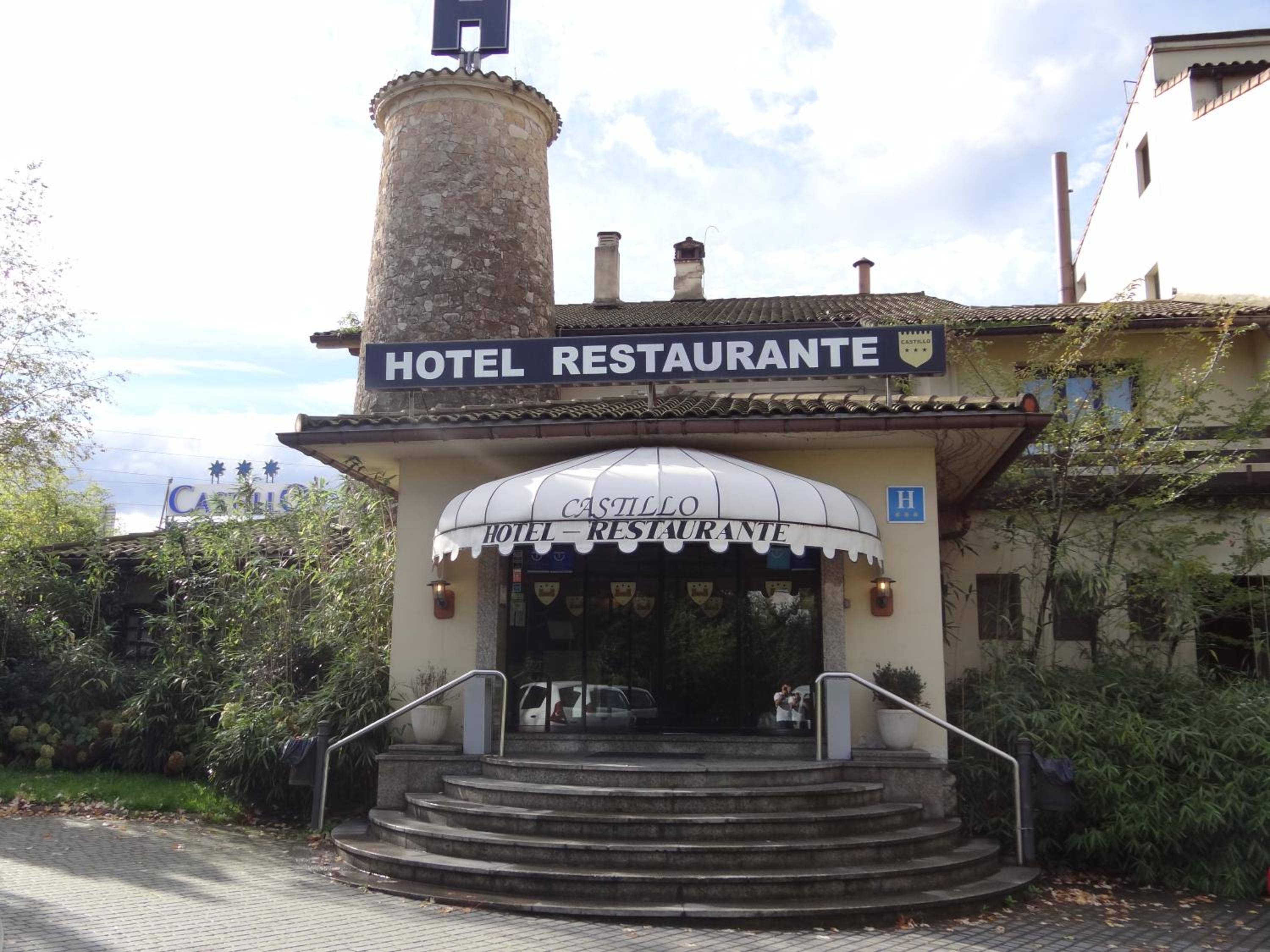CASTILLO HOTEL 4/34