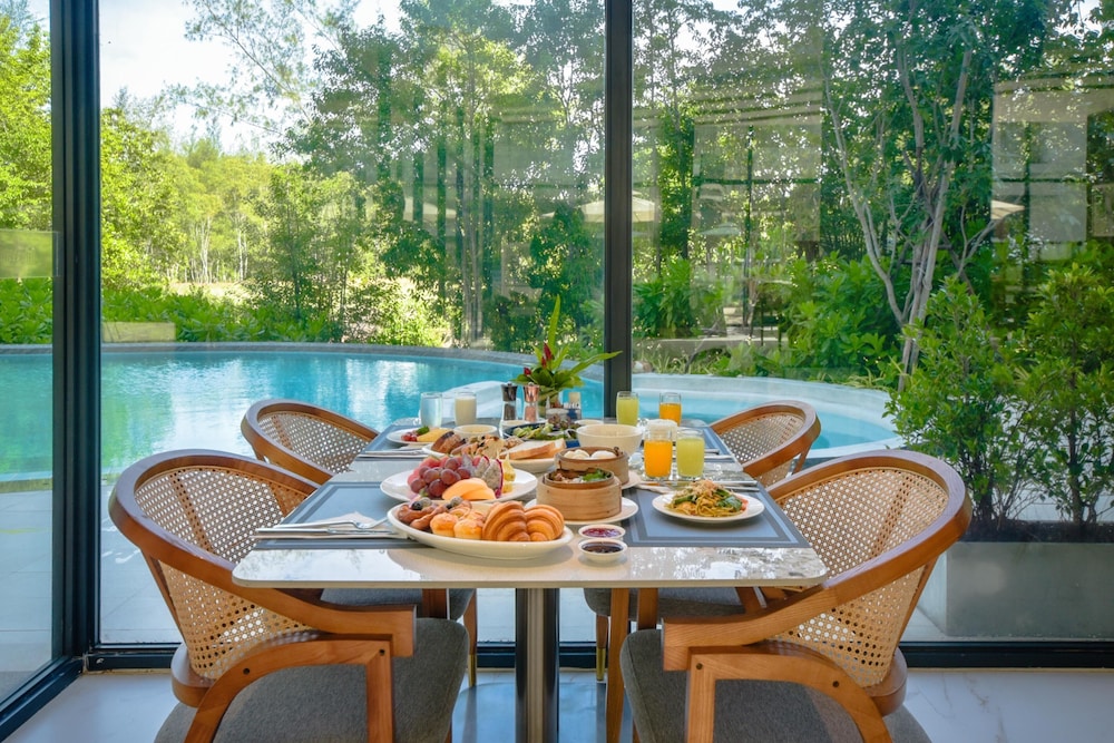 Radisson Resort Layan Phuket 59/75