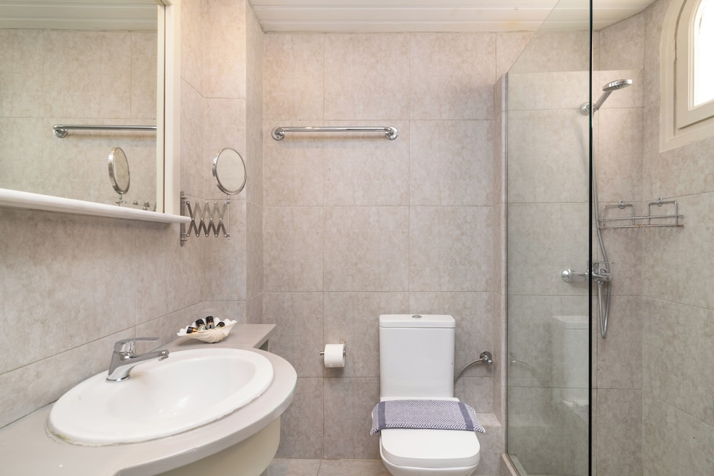 Matilda Hotel by Anayia All Inclusive Resorts 48/50