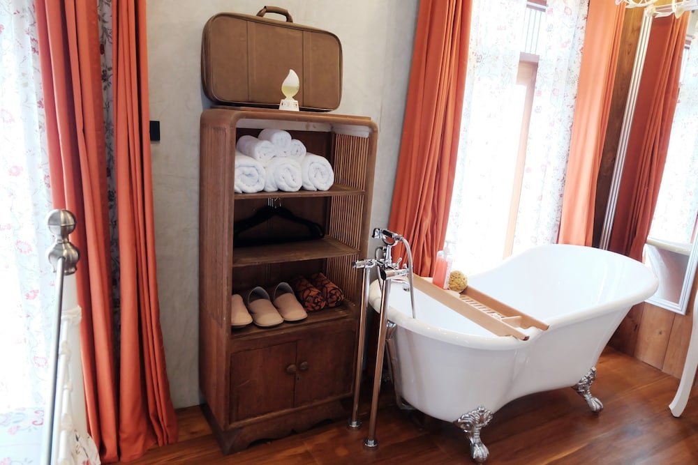Roomquest Rimrabeang At Amphawa 46/56