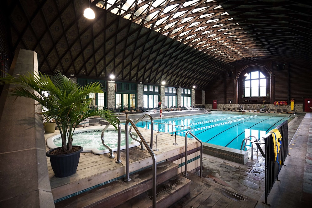 Fairmont Le Chateau Montebello 51/74